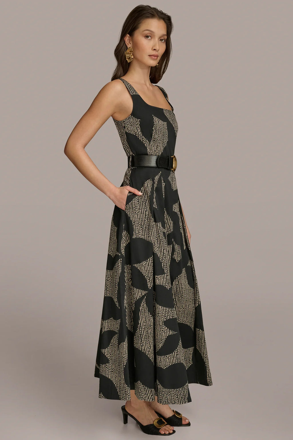 Sleeveless Floral Midi Dress