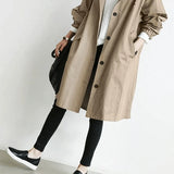 Lightweight Hooded Windbreaker