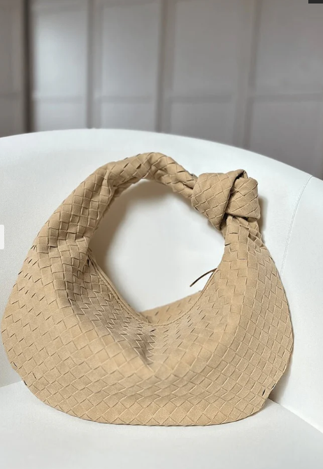 Medium Textured Woven Bag