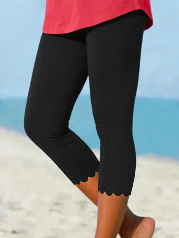 High-Waist Scalloped Cropped Leggings
